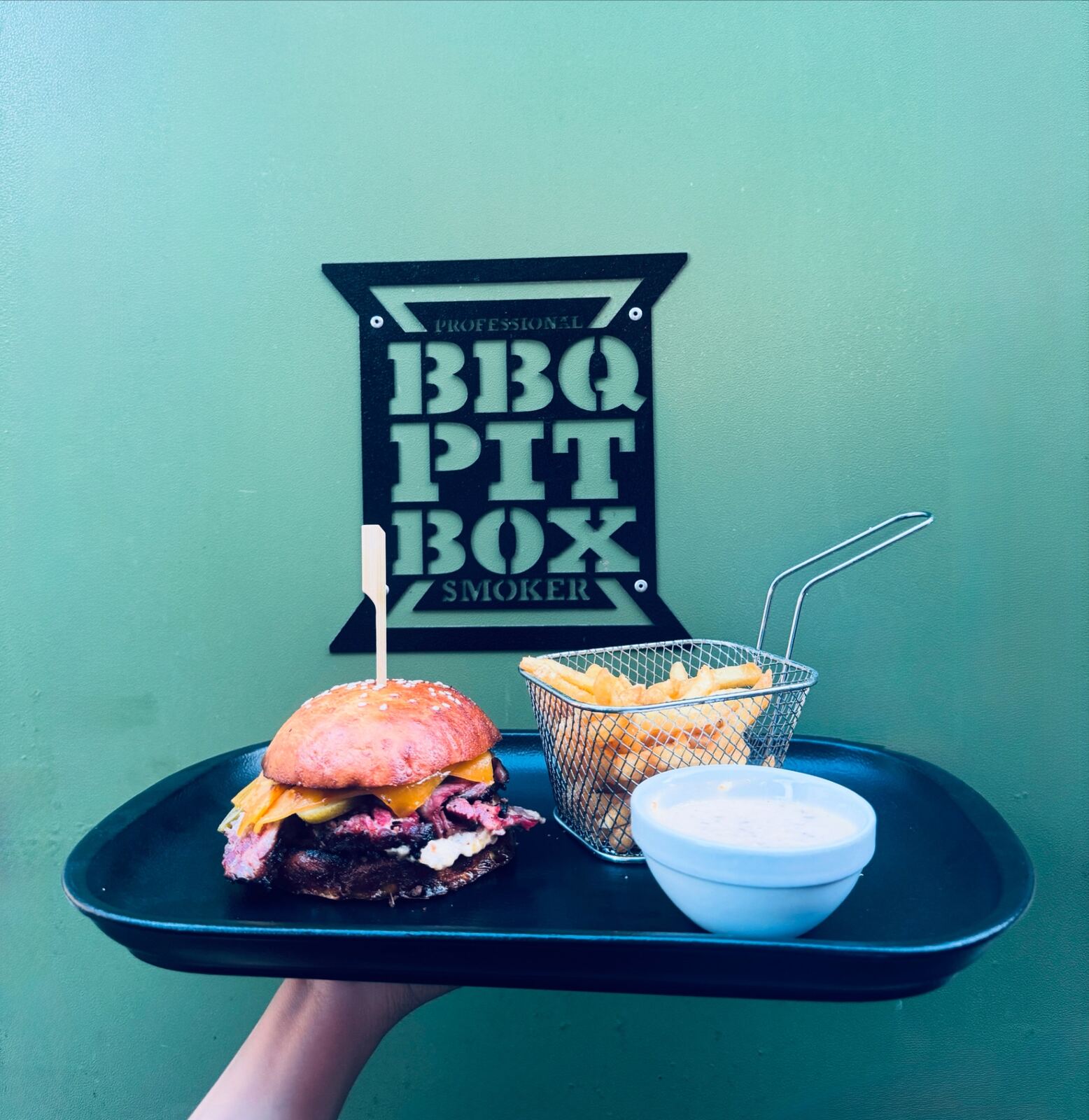 Burger večer